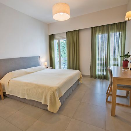 Xenia Hotel Naxos City Екстер'єр фото