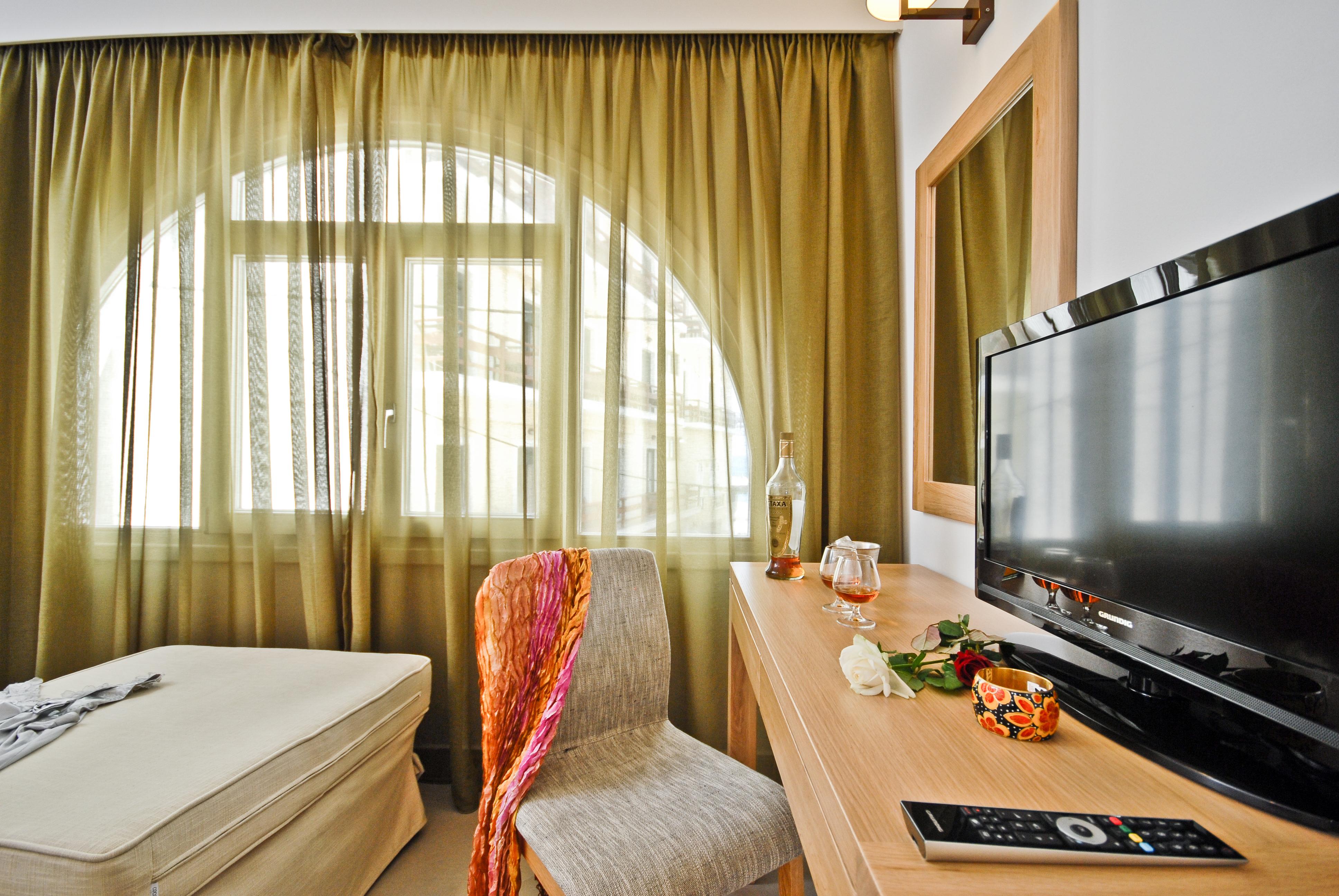 Xenia Hotel Naxos City Екстер'єр фото